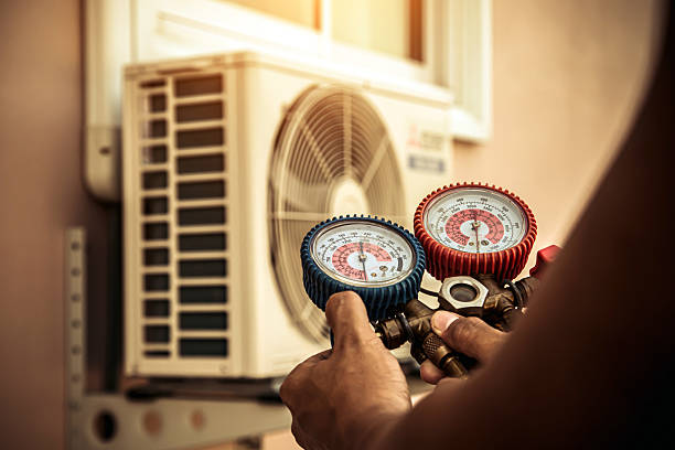 Professional Hvac technician working in Atkins, VA